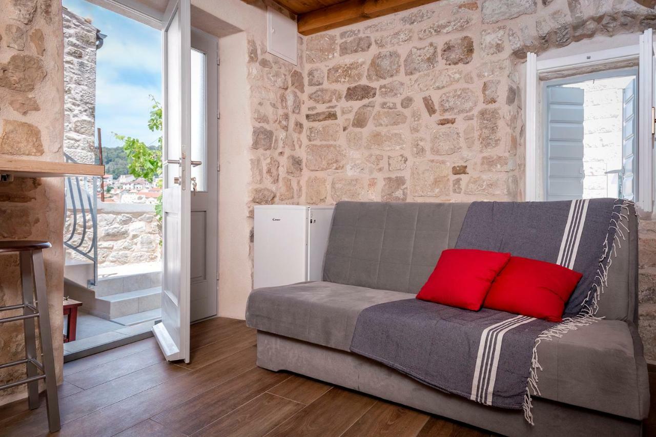 Old Town Mare Apartman *